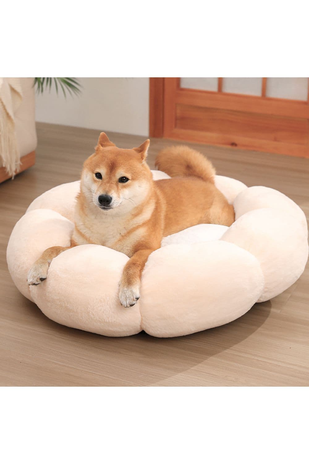 Plush Flower Shape Pet Bed for Dogs and Cats