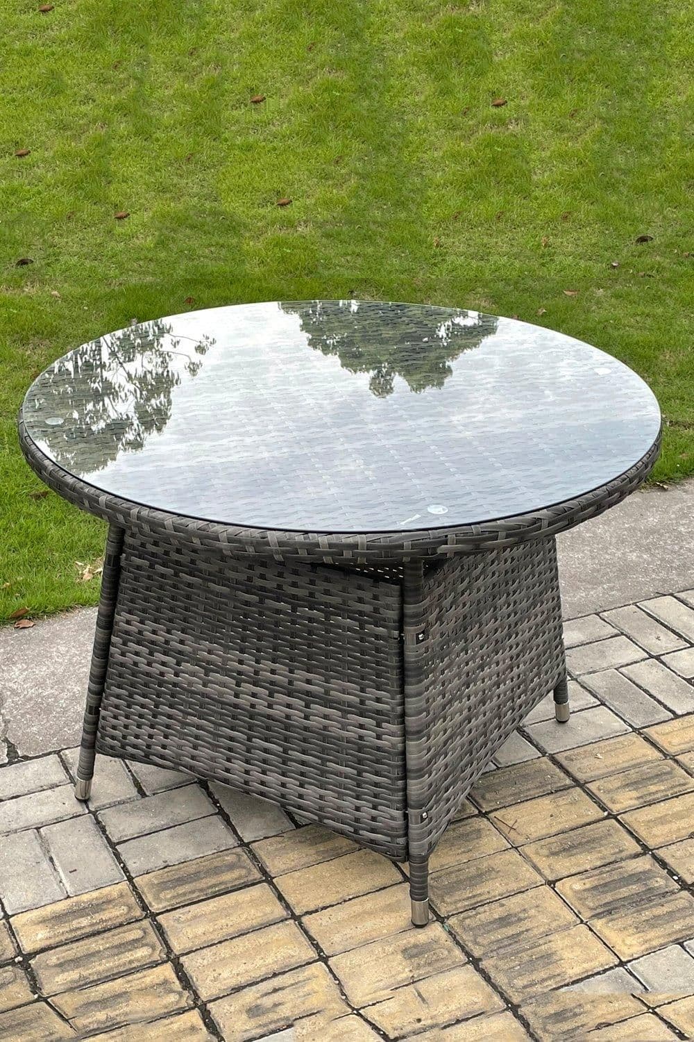 PE Rattan Round Dining Table Clear Tempered Glass