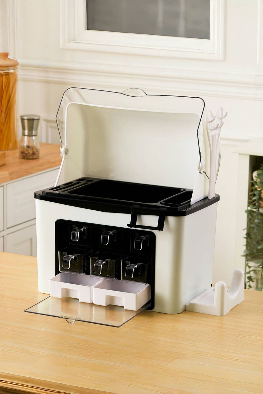 Kitchen Countertop Spice Rack Organizer with Cutting Board Cutlery Knife Holder