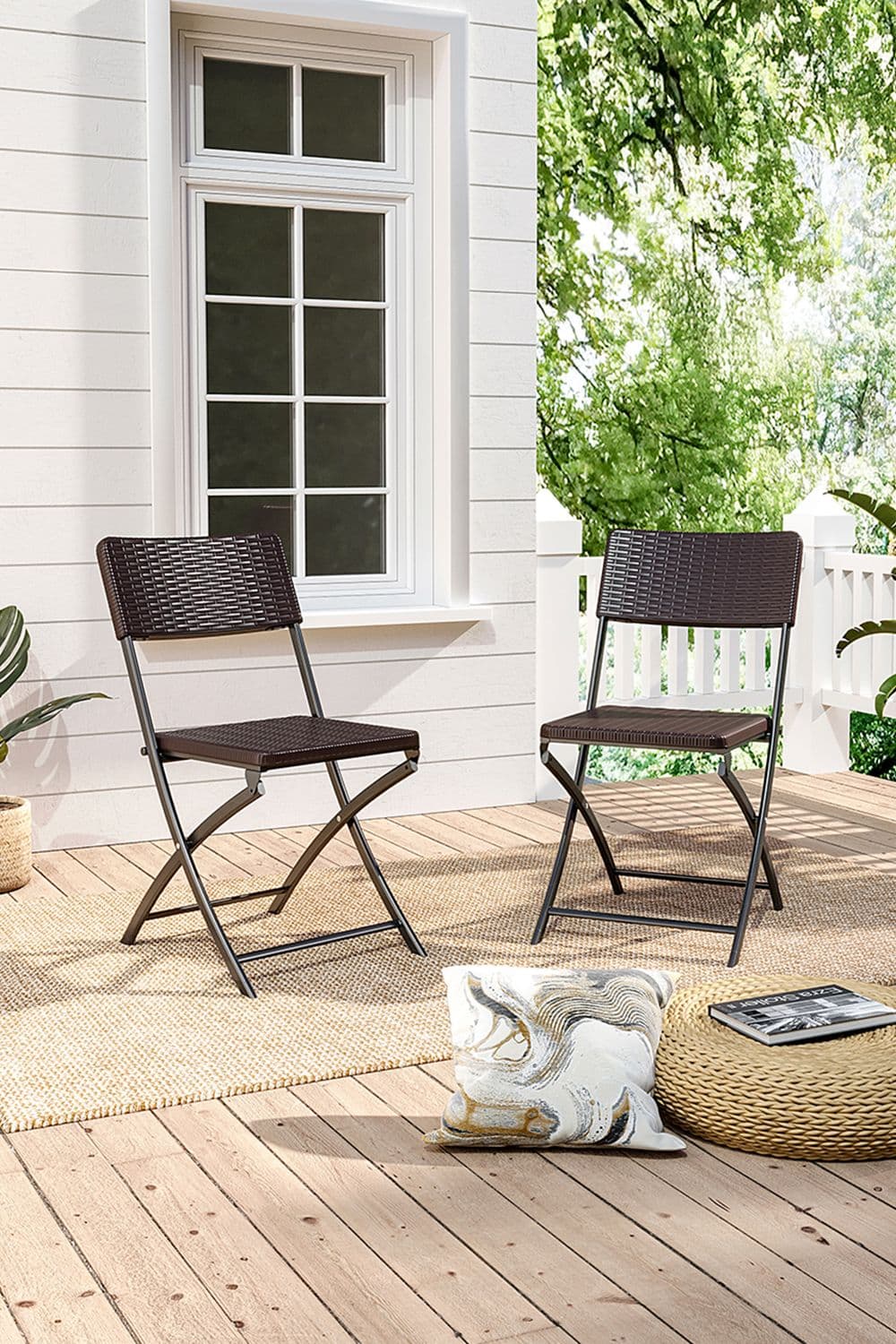 Set of 2 Outdoor Rattan Plastic Folding Chairs