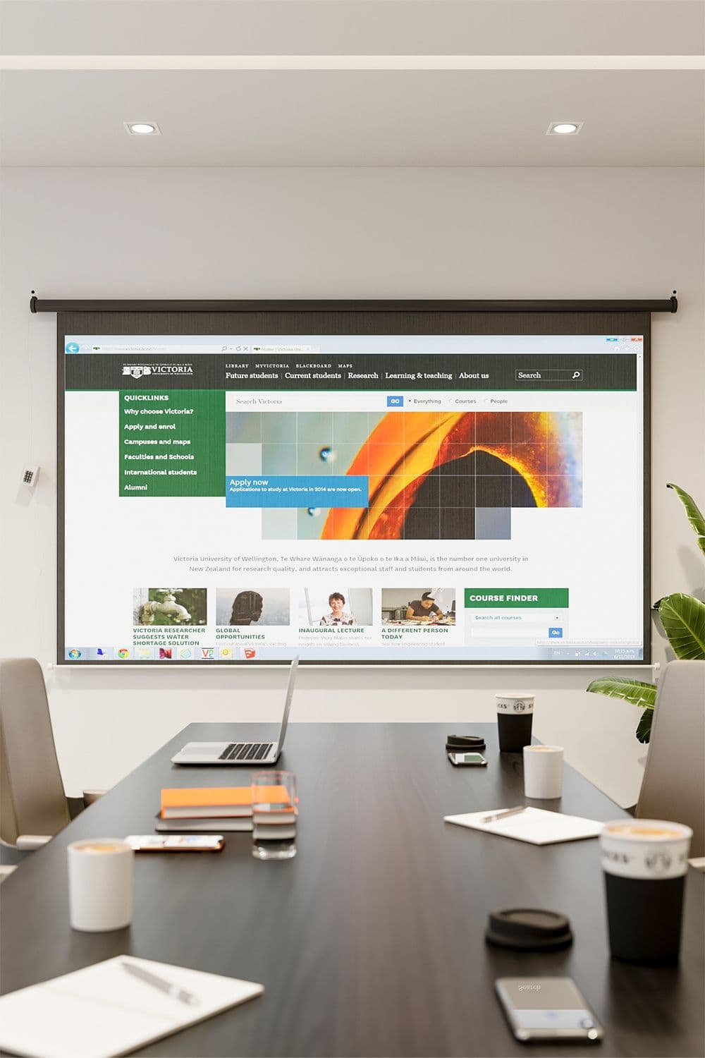 16:9 Electric Motorized Projector Screen with Remote, 100" Black