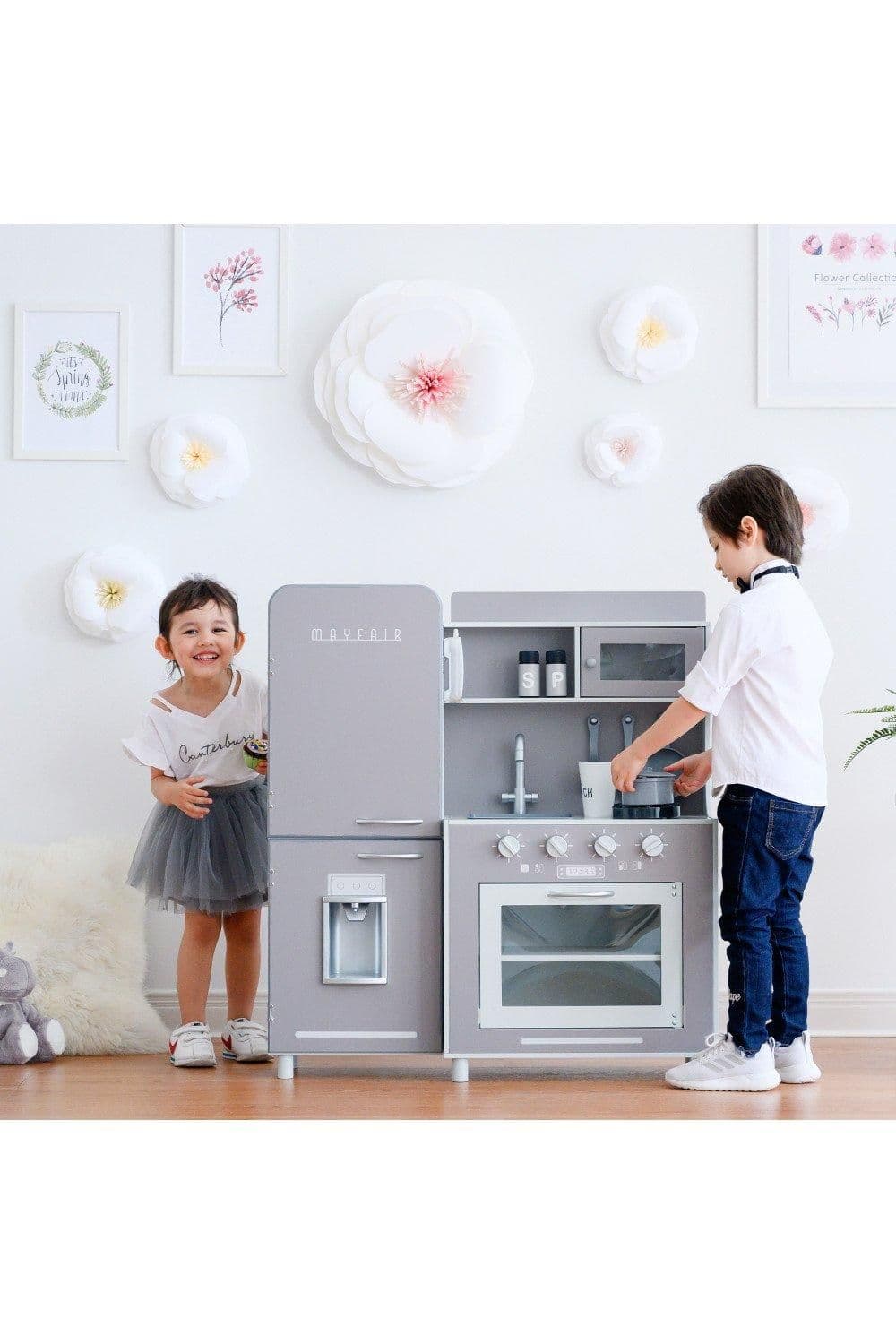 Mayfair Wooden Play Kitchen & 11 Accessories