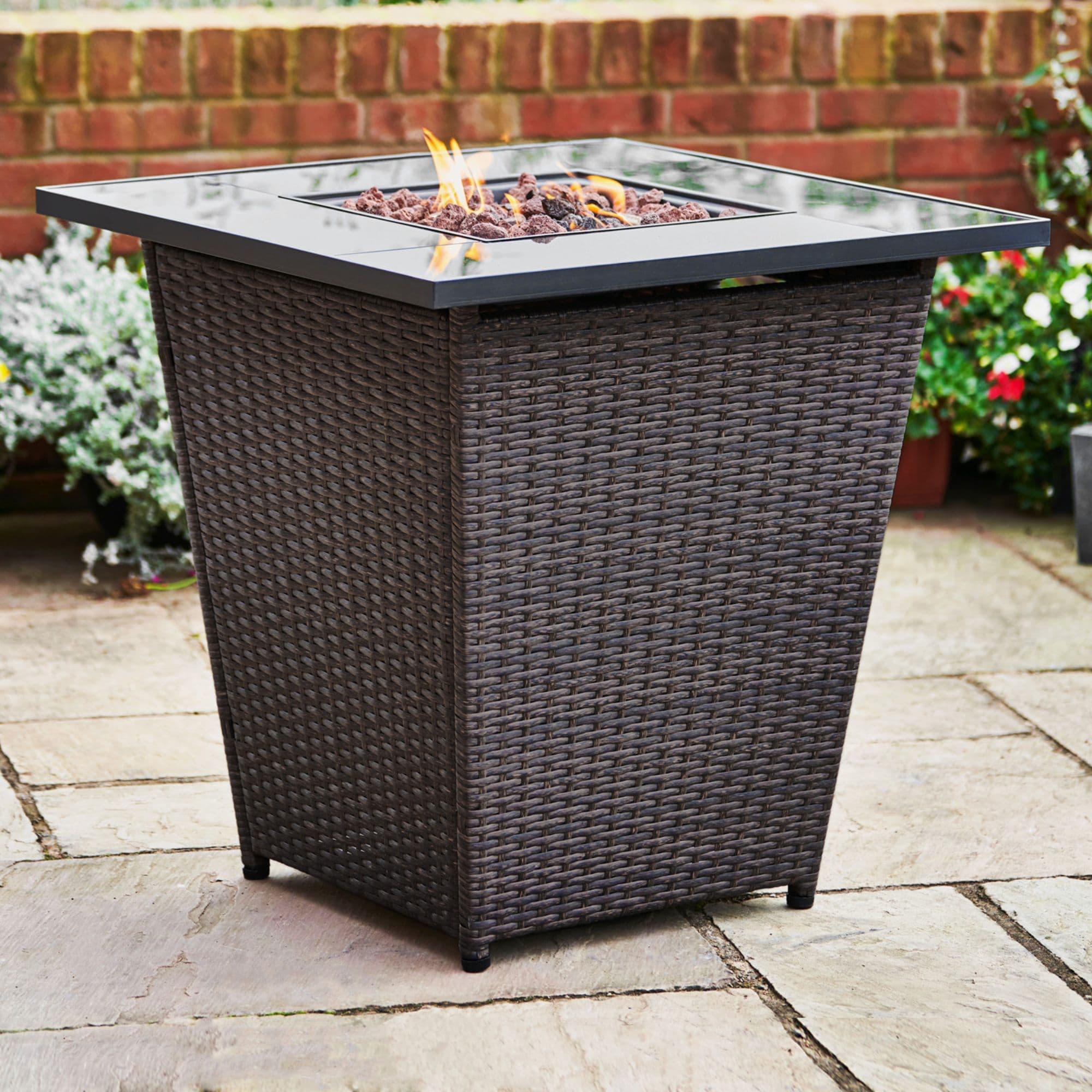 Outdoor Garden Rattan Propane Gas Fire Pit Table Burner