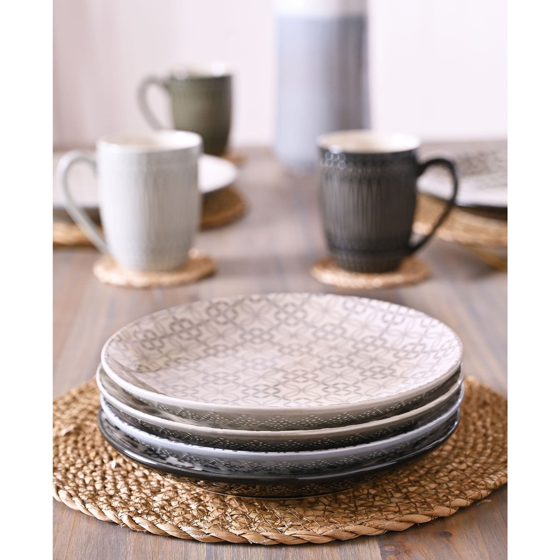 Set of 4 Tile Pattern Side Plates