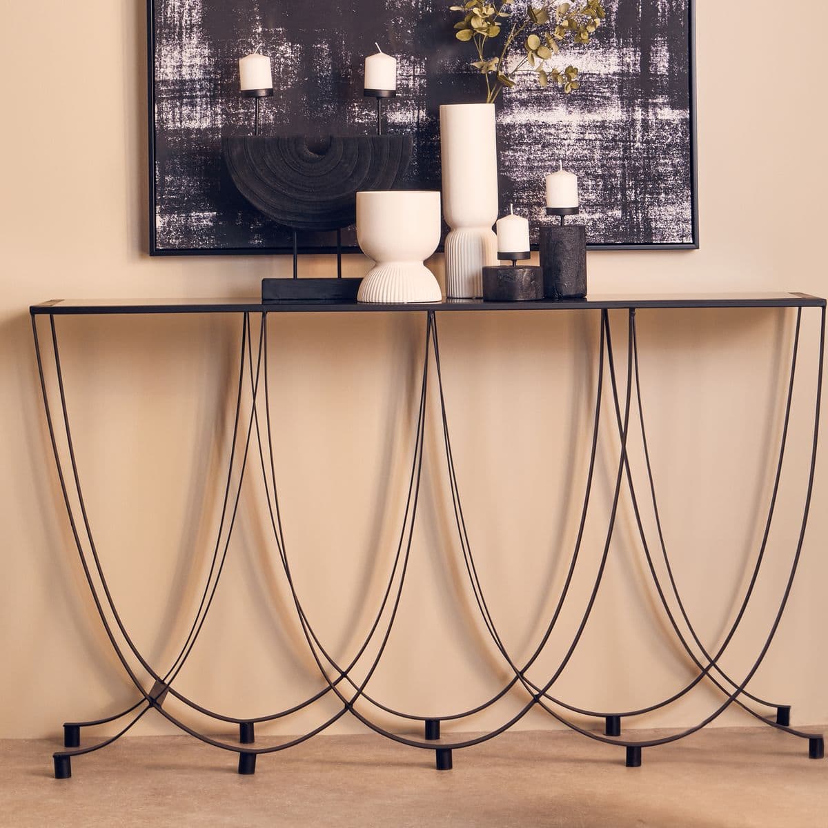 Stylish Design Console Table With Black Glass Top, Versatile Hallway Table, Easily Maintained Console Table