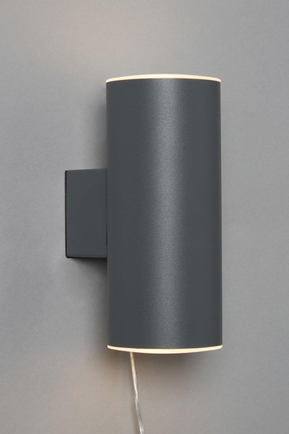 Namid Outdoor Solar Wall Light