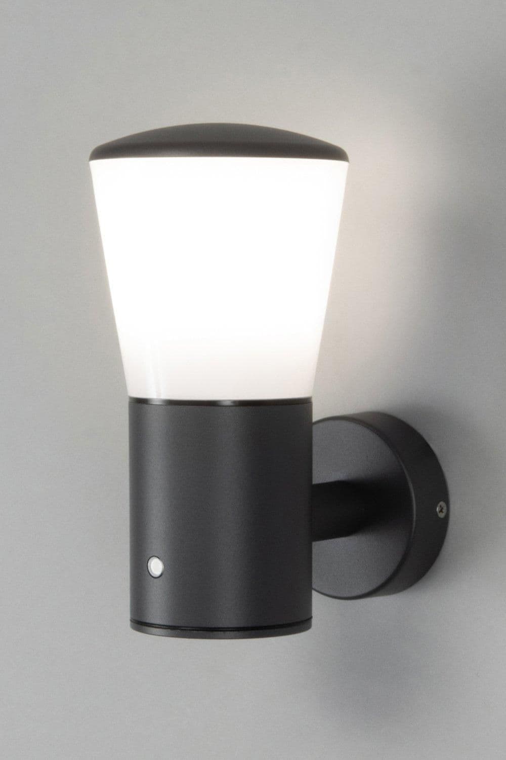 Shem Outdoor Wall Light Sensor
