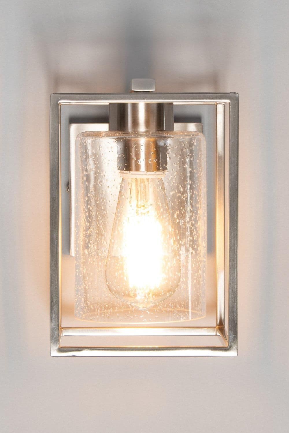 Hardy Wall Light