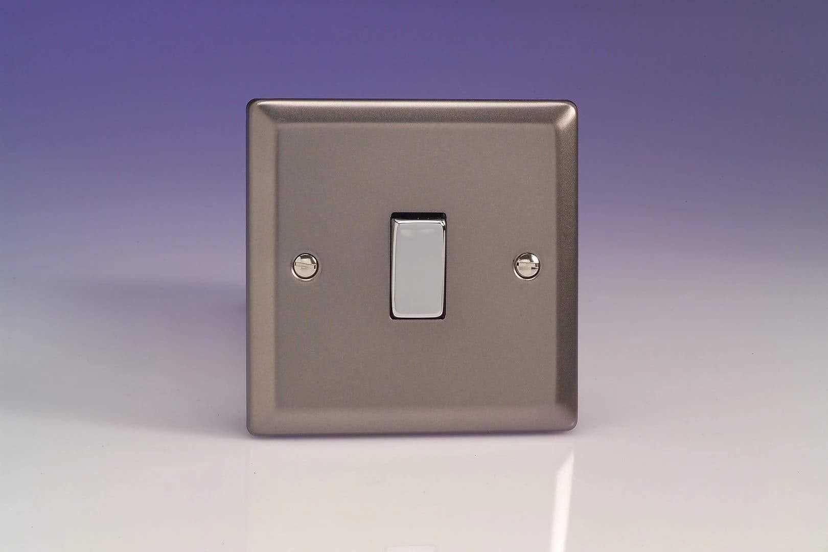 1 Gang 1 or 2W Switch XR1D
