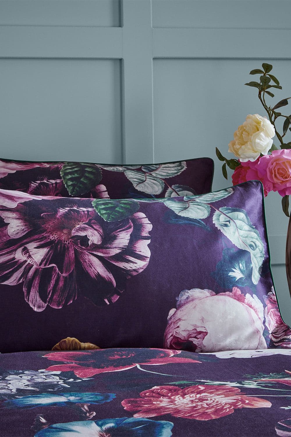 Cordelia 200 Thread Count Floral Piped Pillowcases