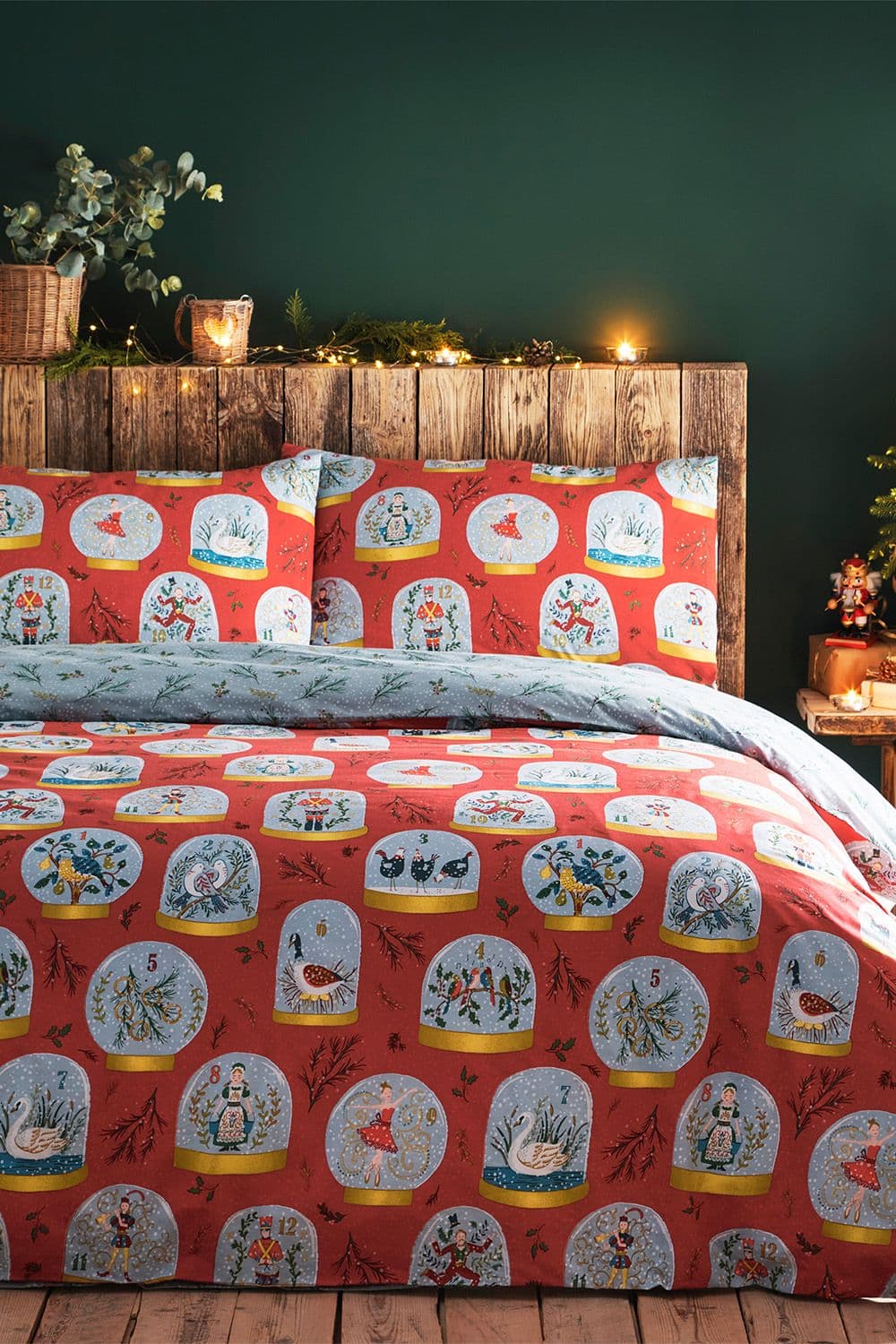 Twelve Days of Christmas Festive Reversible Duvet Cover Set