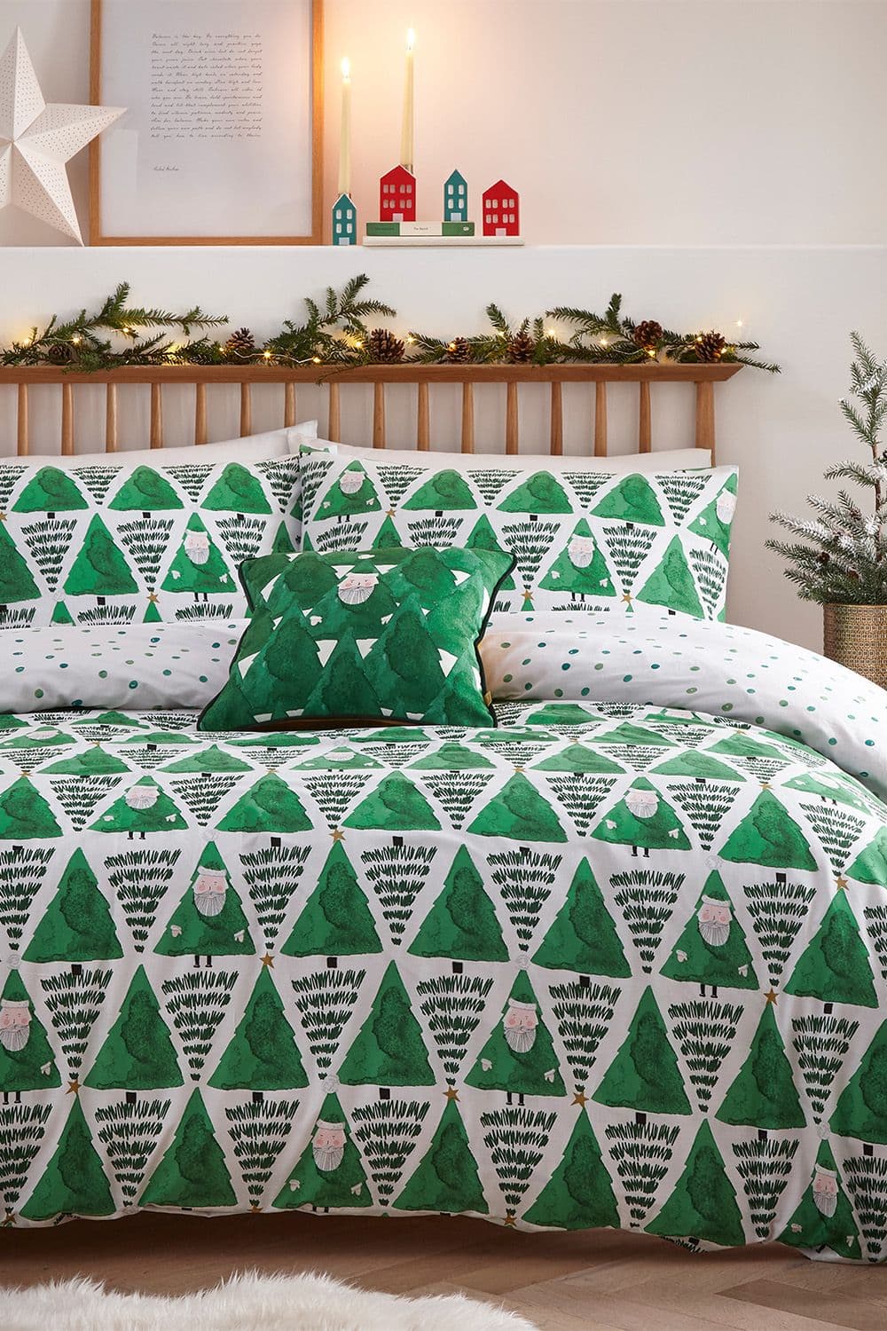 Hide & Seek Santa Christmas Reversible Duvet Cover Set