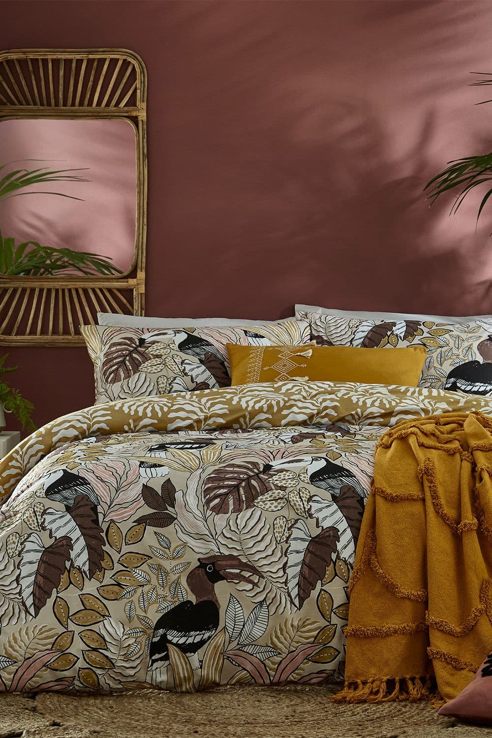 Tocorico Toucan Exotic Reversible Duvet Cover Set