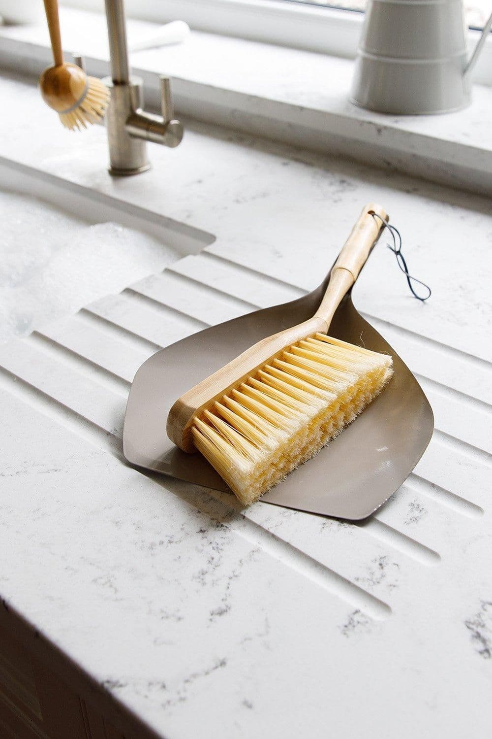 Traditional Dustpan Brush Set
