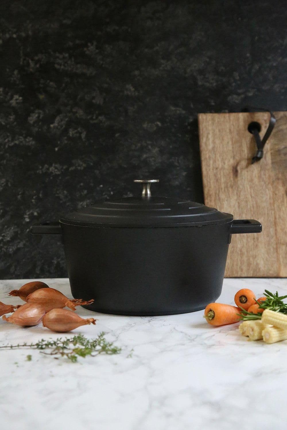 Cast Aluminium 4 Litre Casserole Dish