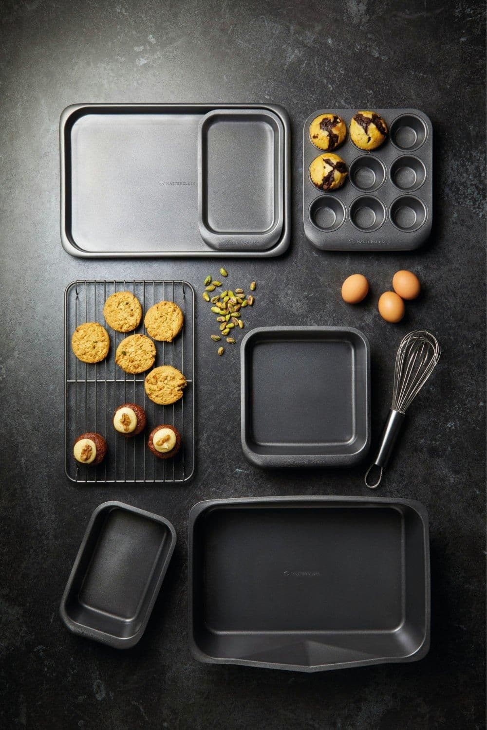Smart Space Seven Piece Stacking Non Stick Baking & Roasting Set