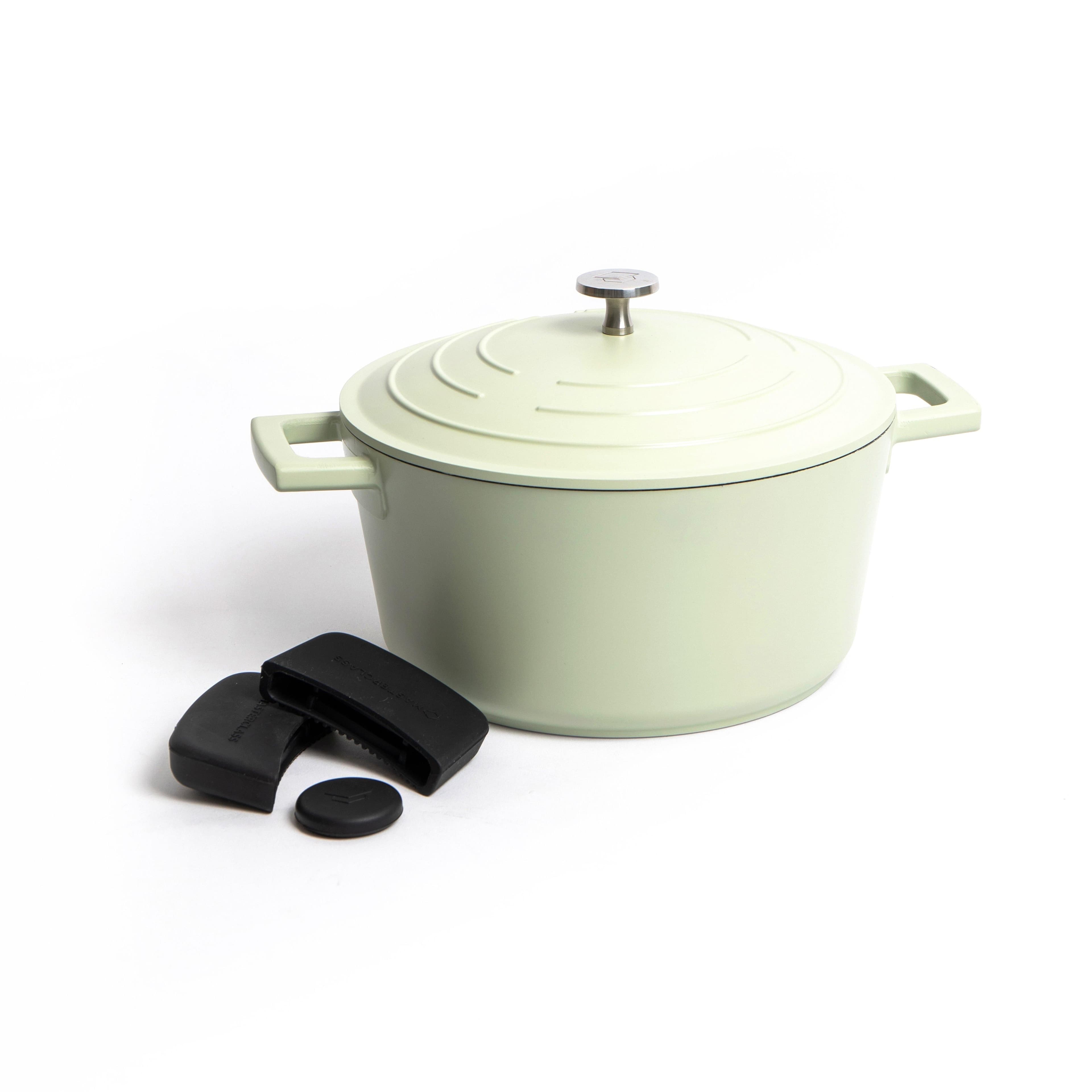 2pc Cookware Set Non Stick Cast Aluminium Casserole Dish 24cm 4 Litre 3pc Silicone Handle Cover Set Gift Boxed