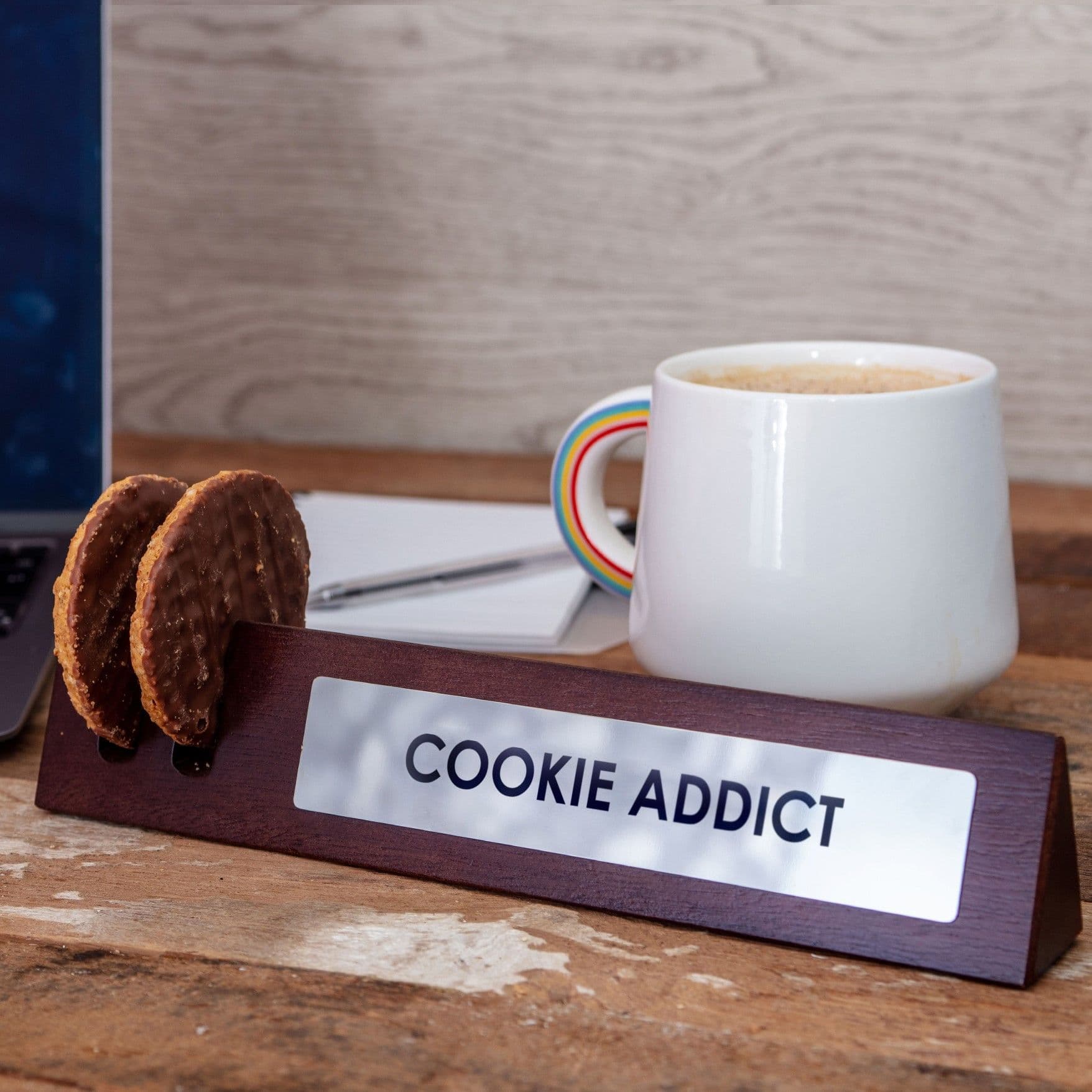 Cookie Addict' Wooden Desk Sign