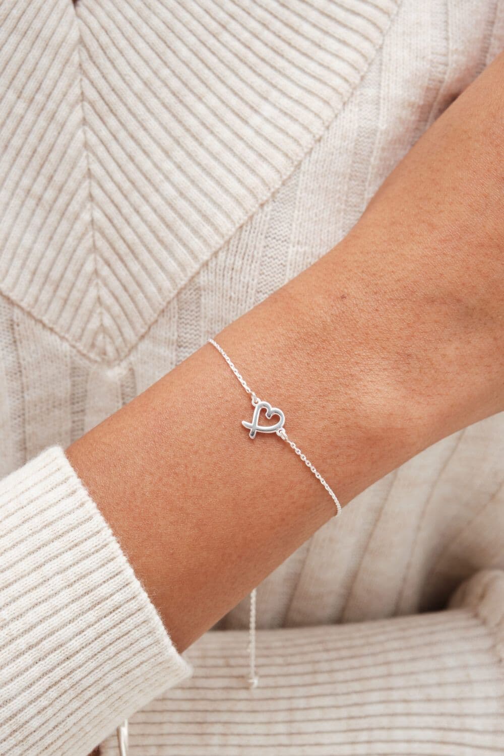 Sterling 925 Crossover Heart Toggle Bracelet
