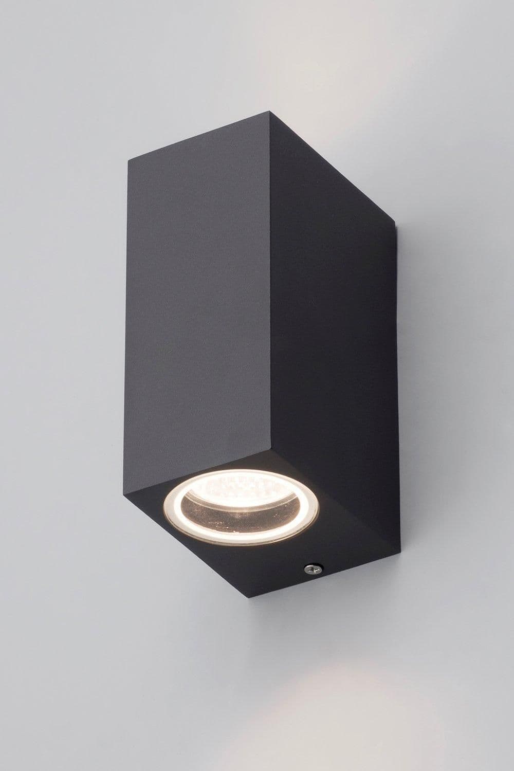 Etna Outdoor Wall Light