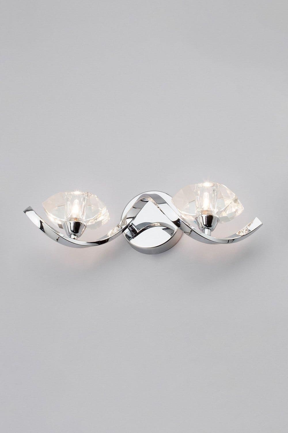 Bella Wall Light