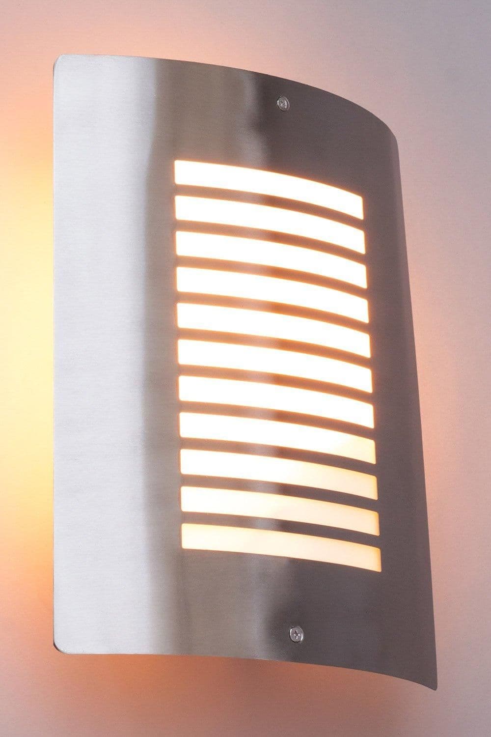 Hale Outdoor Wall Light