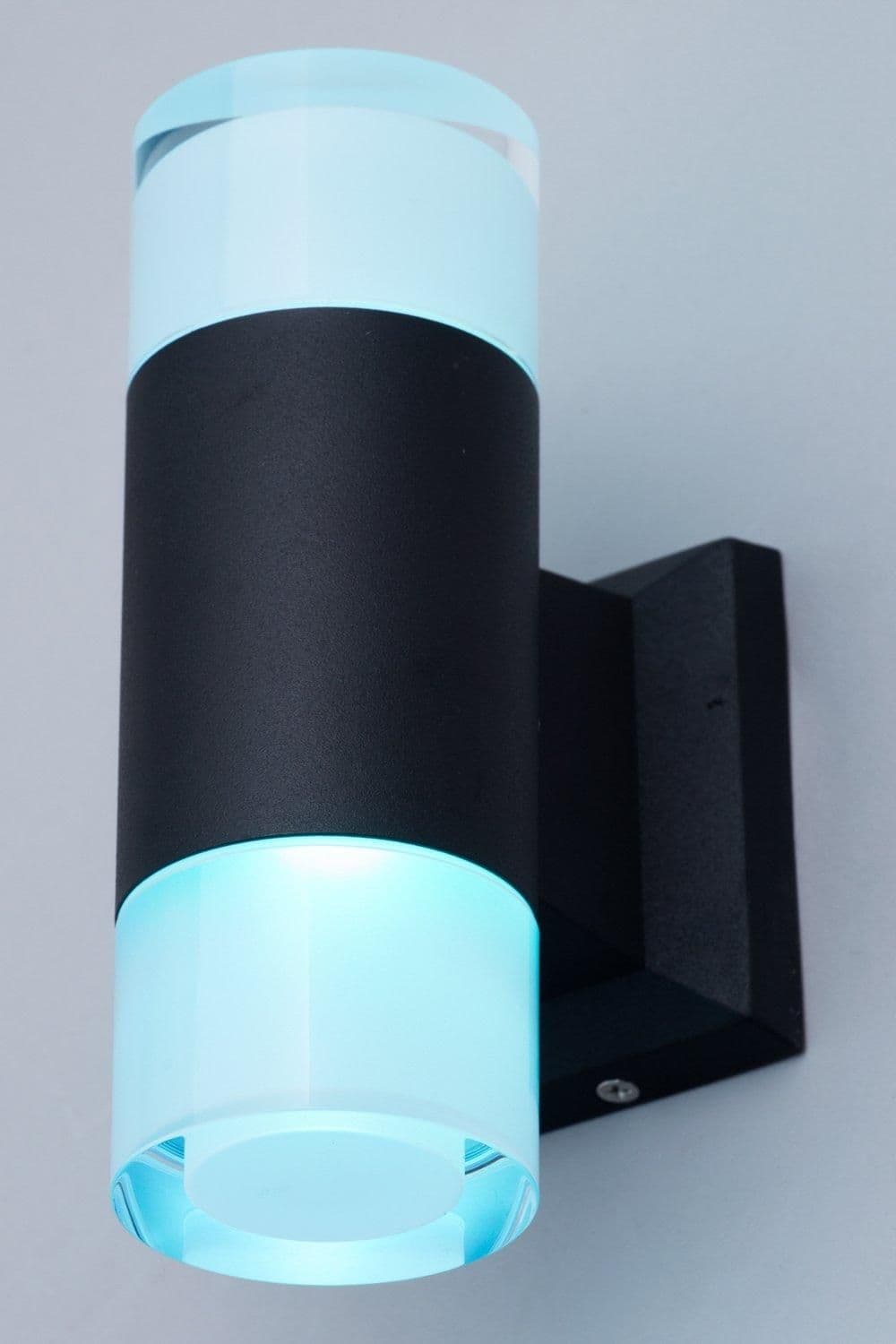 Romero Outdoor Wall Light
