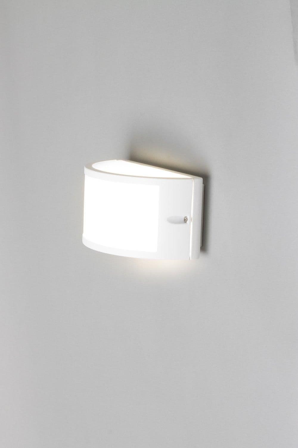 Chase Outdoor Wall Light