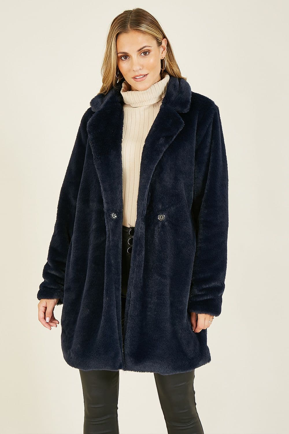 Yumi Women's Navy Faux Fur Coat | Size: 14