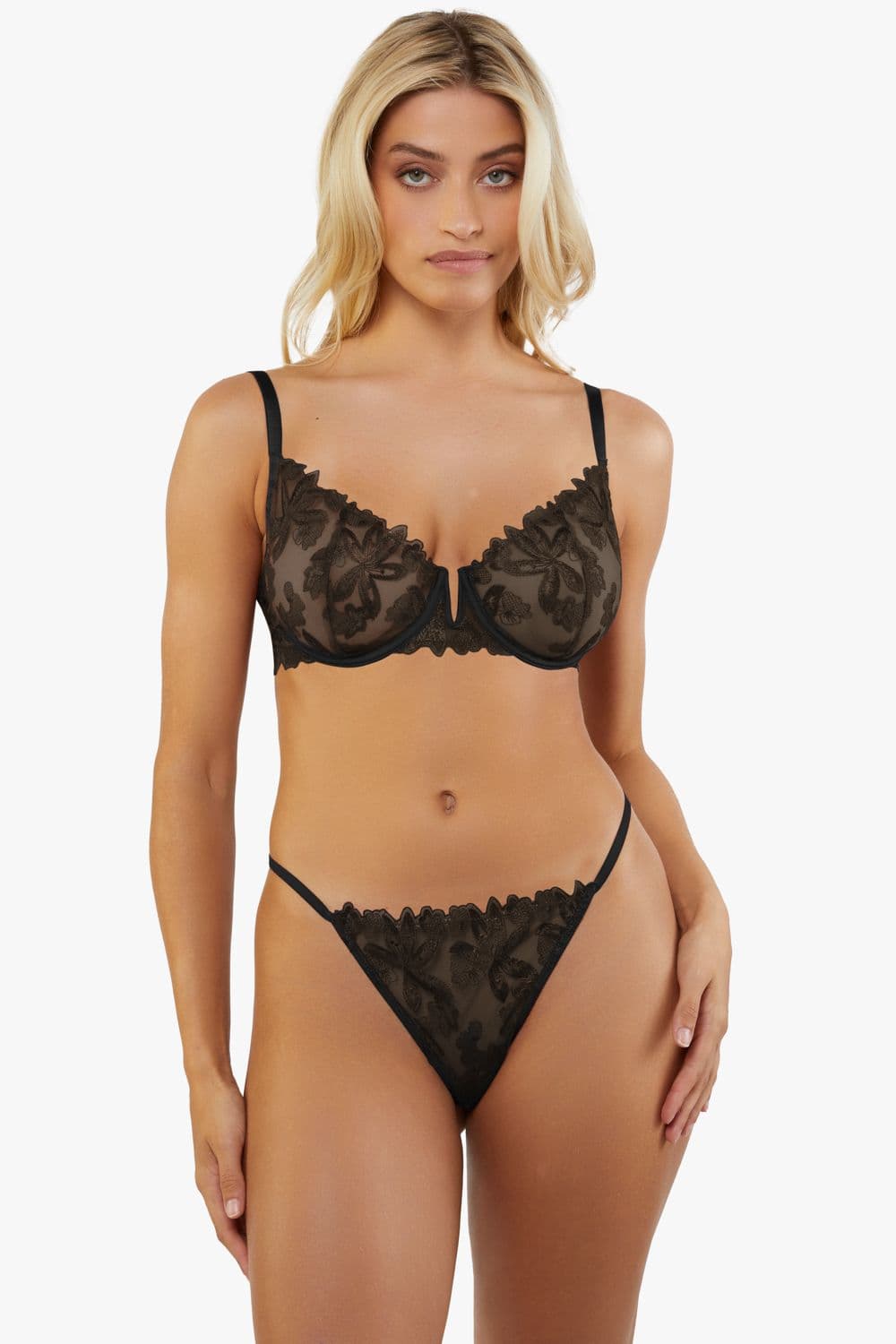 & Eva Graphic Embroidered Balconette Bra