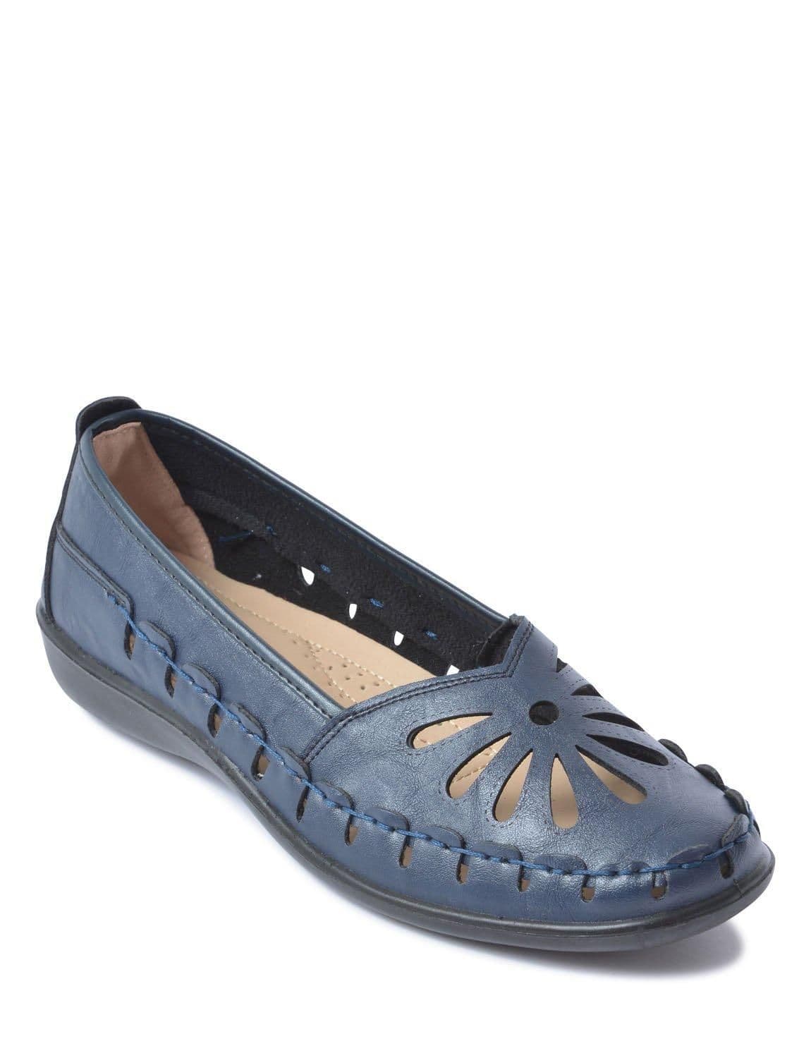 Chums Women's Slip On Shoe with Cut Out Design & Cushioned Insole in Navy | Size: 7