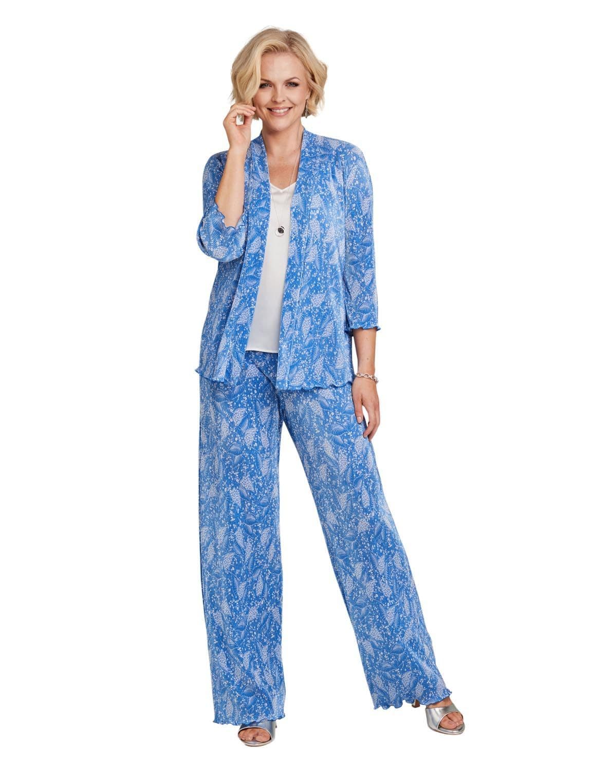 Chums Women's Floral Plisse Soft Jacket in Blue | Size: 24