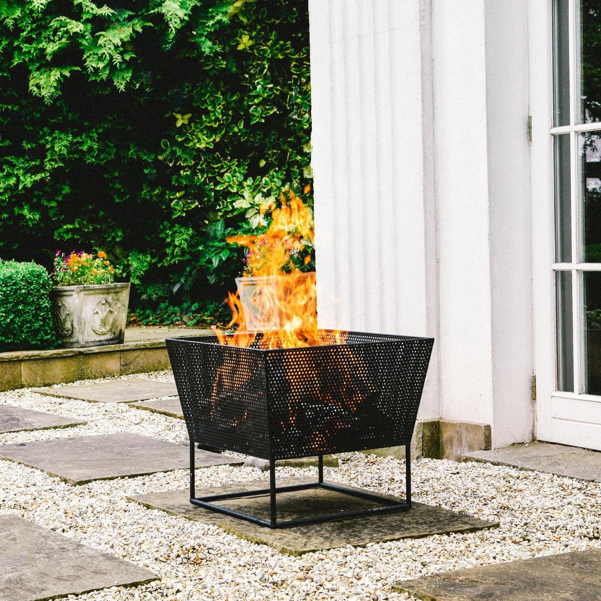 Outdoor Norfolk Fire Pit Iron H44.5Cm W52Cm