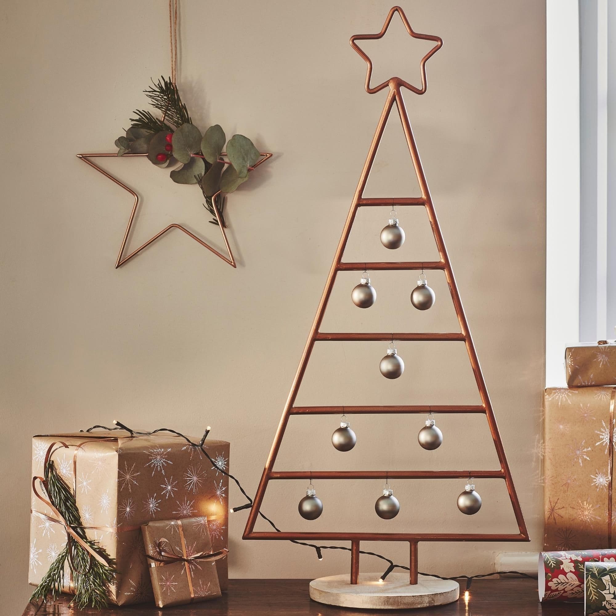 Christmas Tree Star Iron H71Cm W35Cm D15Cm