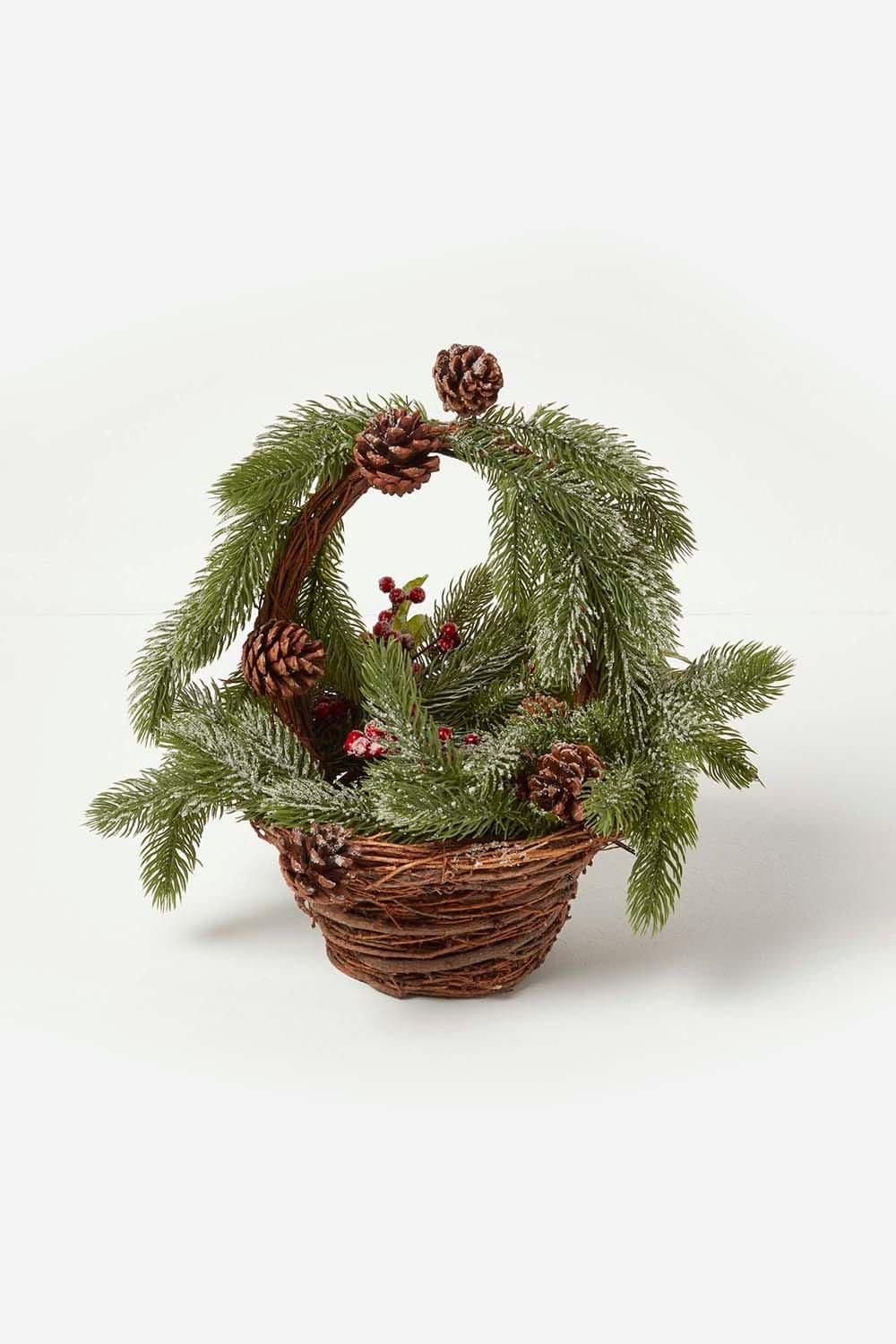 Festive Wicker Basket Christmas Decoration Fir Berries