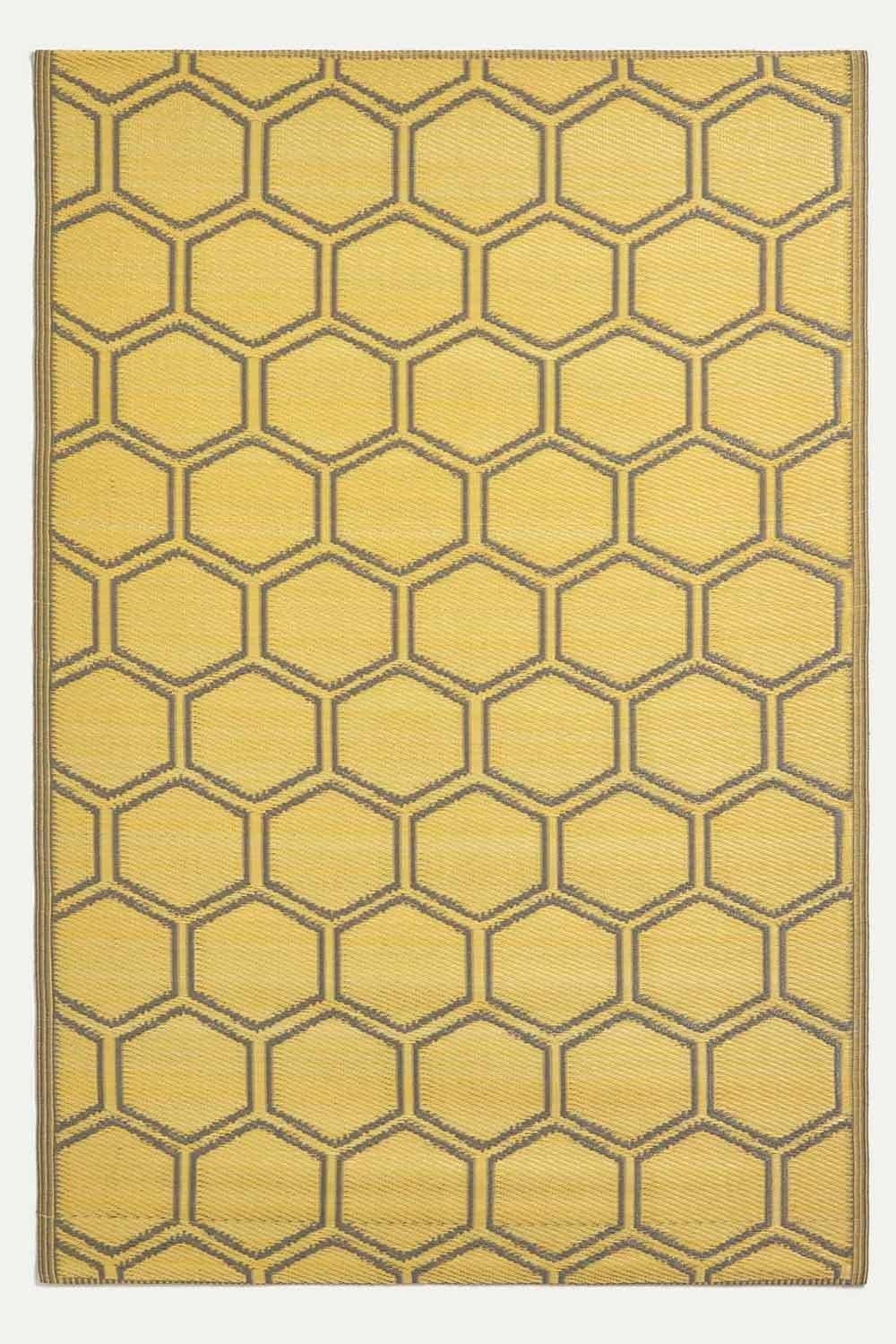 Outdoor Rug Honeycomb Pattern 182 x 122 cm