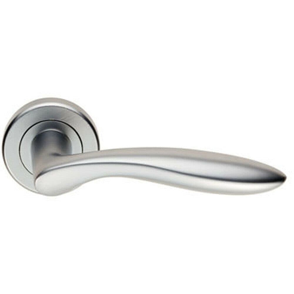PAIR Smooth Ergonomic Handle on Round Concealed Fix Satin Chrome
