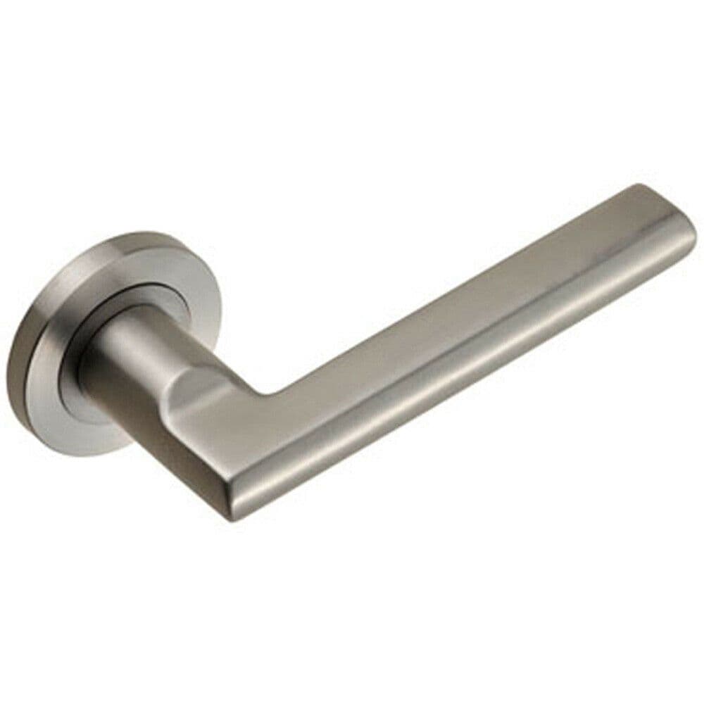 PAIR Slim Elliptical Handle on Round Concealed Fix Satin Steel