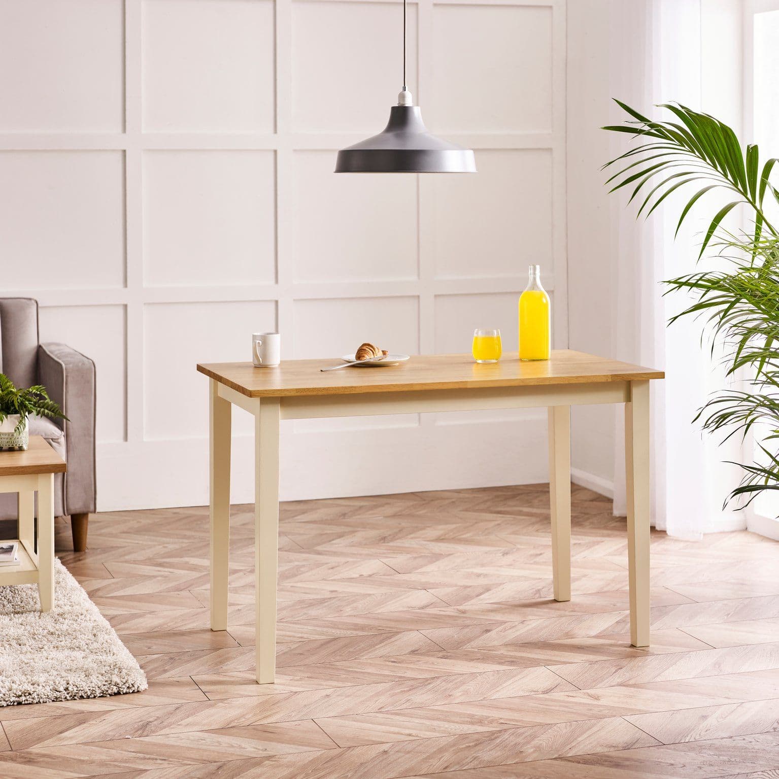 Salcombe Large Rectangular Solid Wood Dining Table Legs & Oak Effect Top