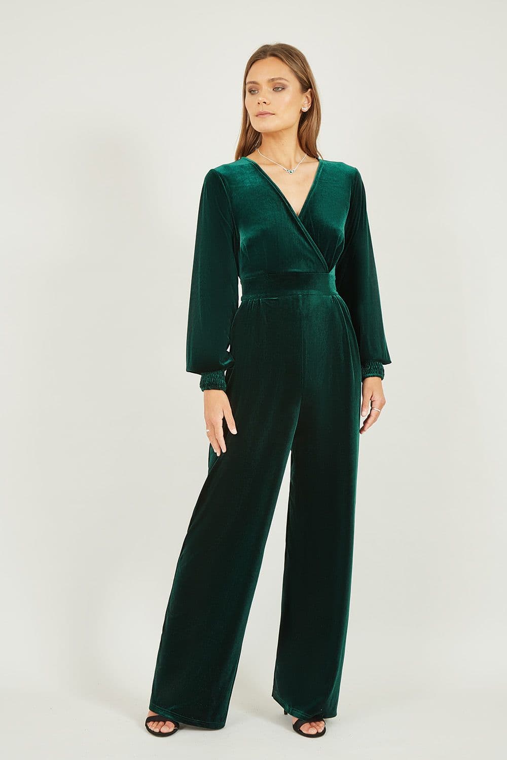 Yumi Women's Green Velvet Long Sleeve Jumpsuit | Size: 16