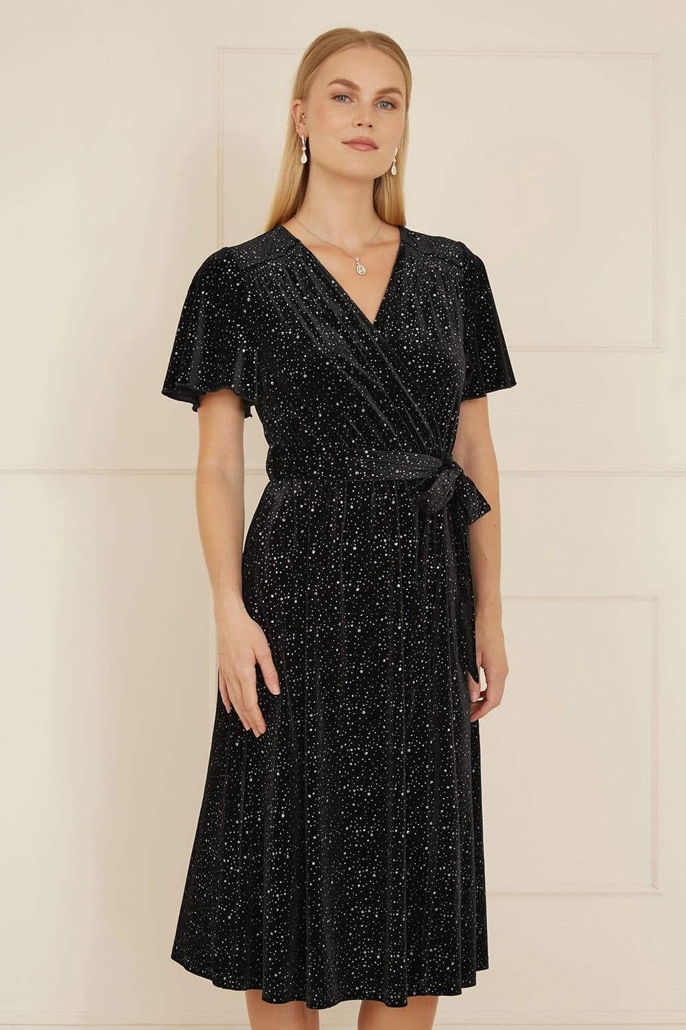 Yumi Women's Black Velvet Sparkle Wrap Midi Dress | Size: 26