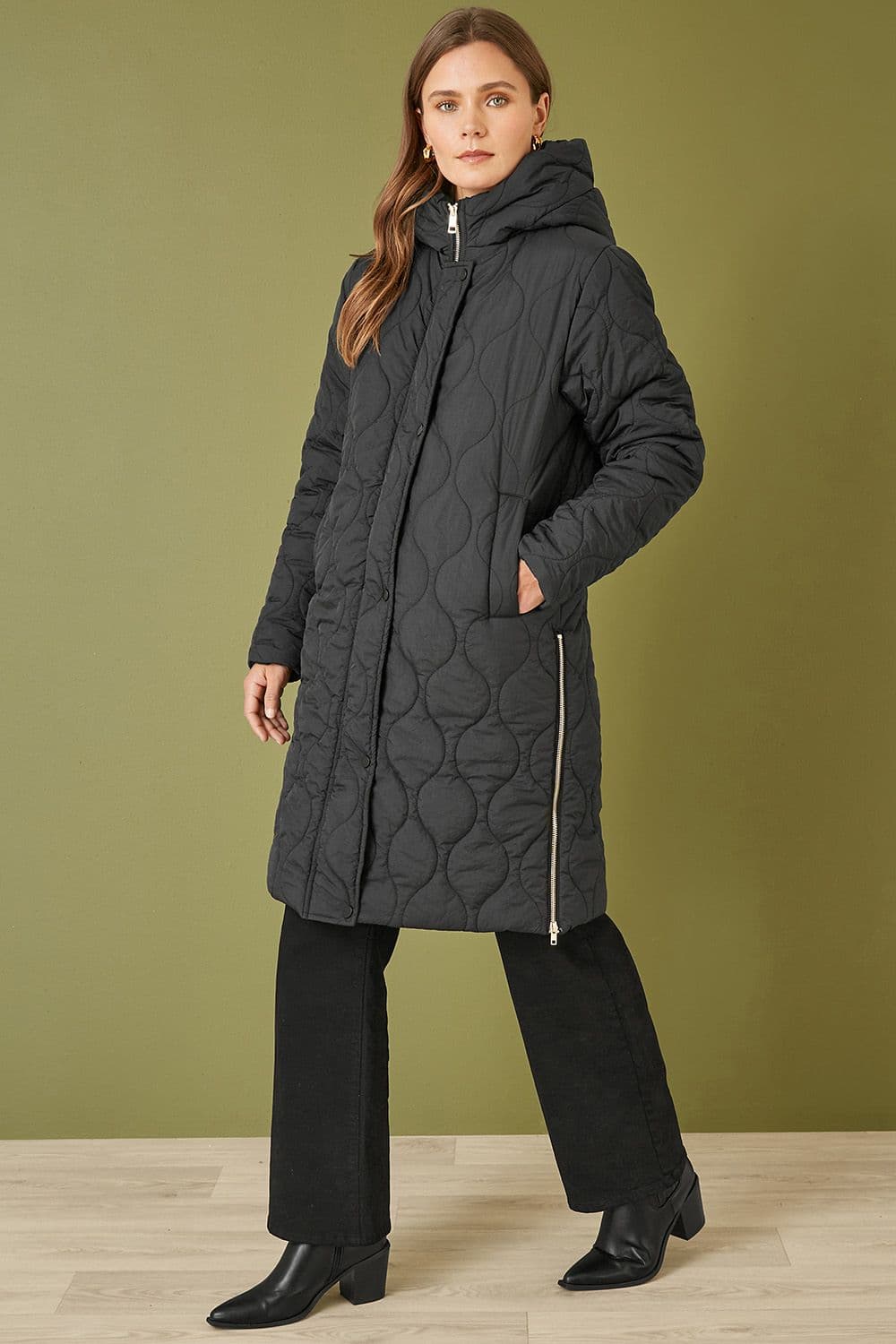 Yumi Women's Black Padded Quilted Long Coat With Zip Detail & Hood | Size: 8