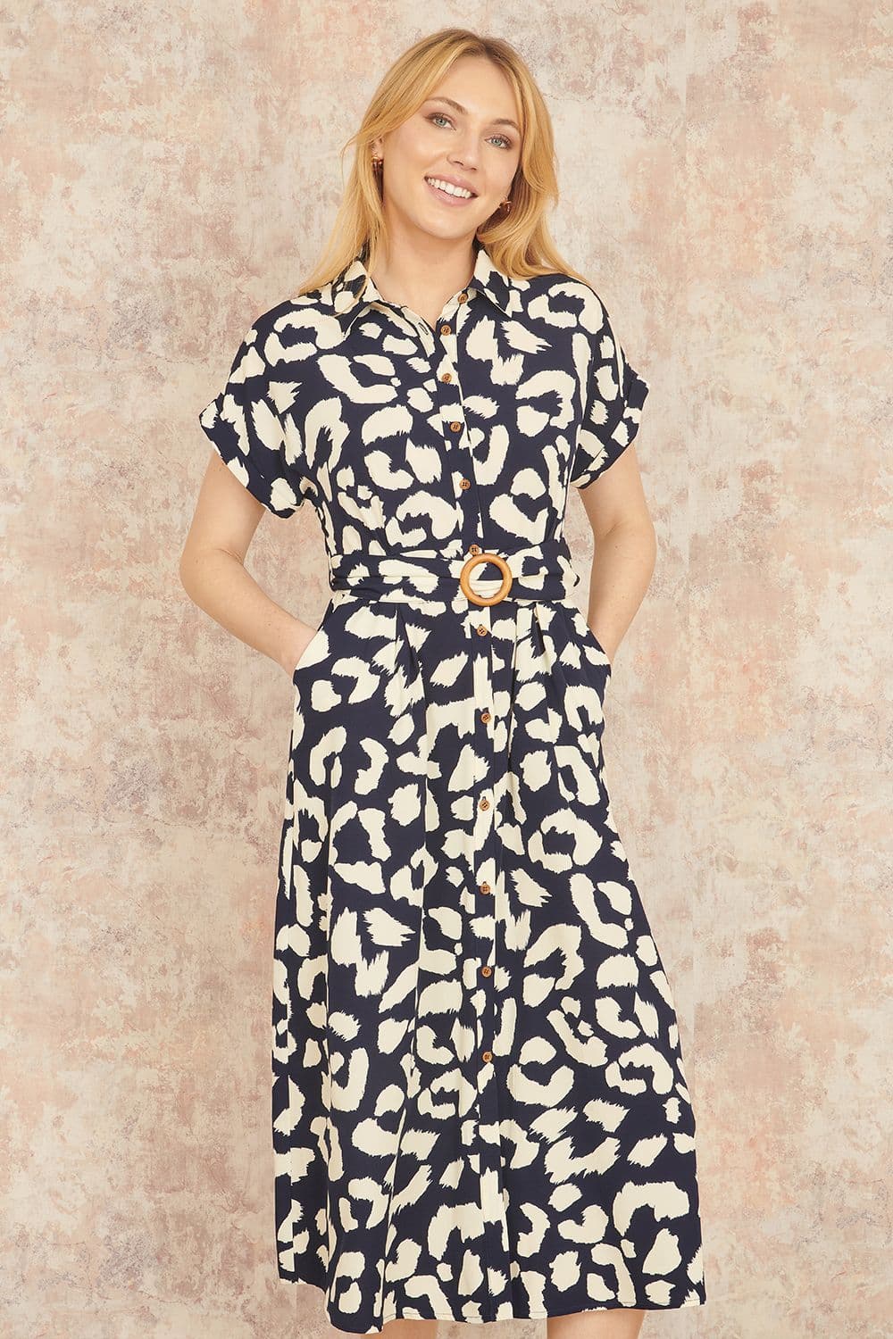 Yumi Women's Navy Abstract Animal Print Relaxed Midi Shirt Dress With Belt | Size: 10