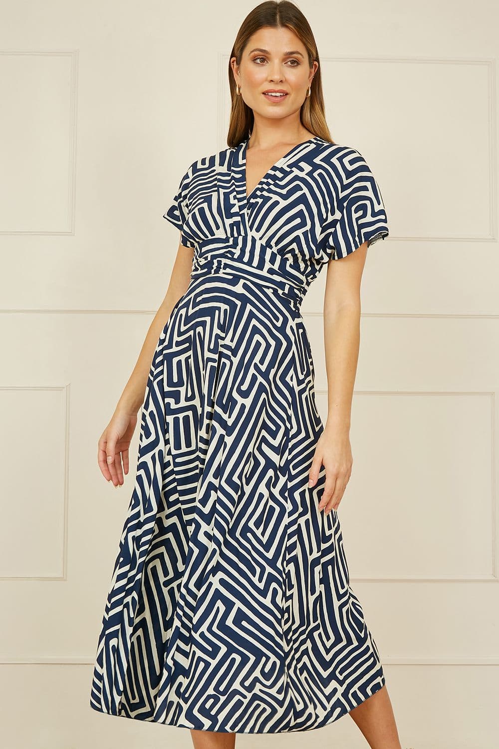 Yumi Women's Navy Geometric Print Ruched Waist Midi Dress With Kimono Sleeves | Size: 8