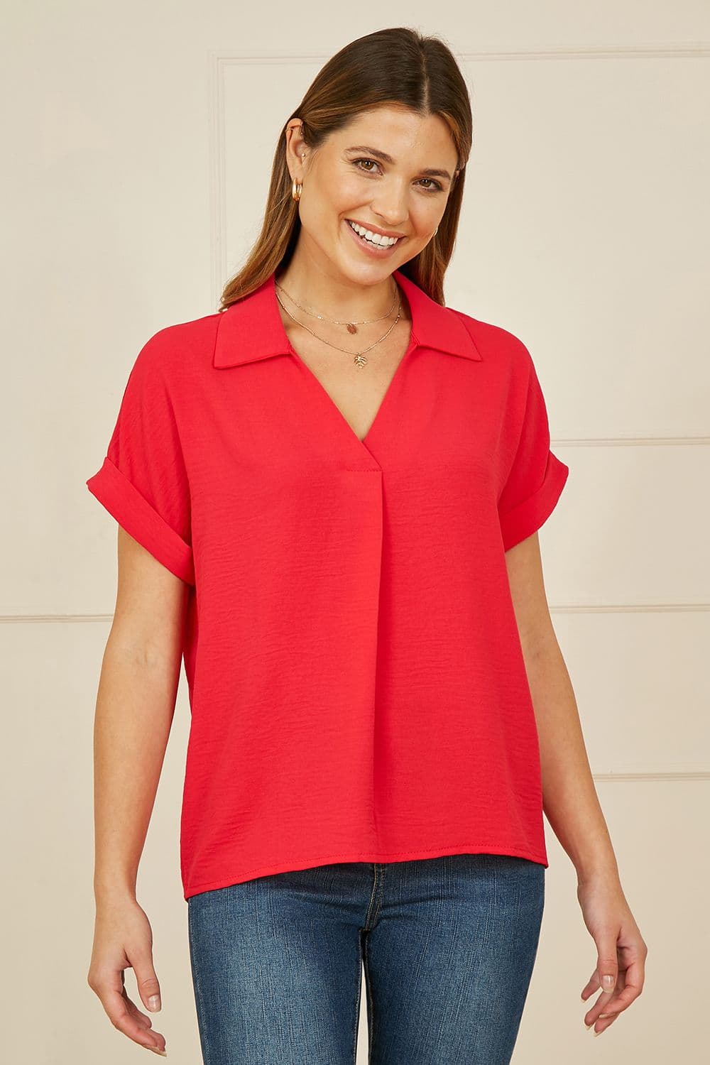Yumi Women's Red Stretch Relaxed Top With Collar | Size: Small