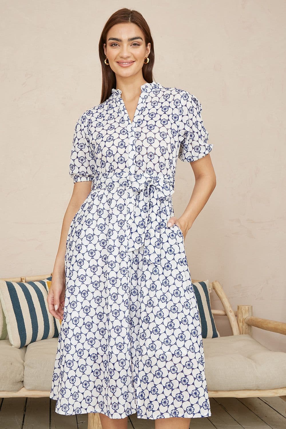 Yumi Women's White & Blue Cotton Broderie Anglaise Midi Shirt Dress | Size: 10