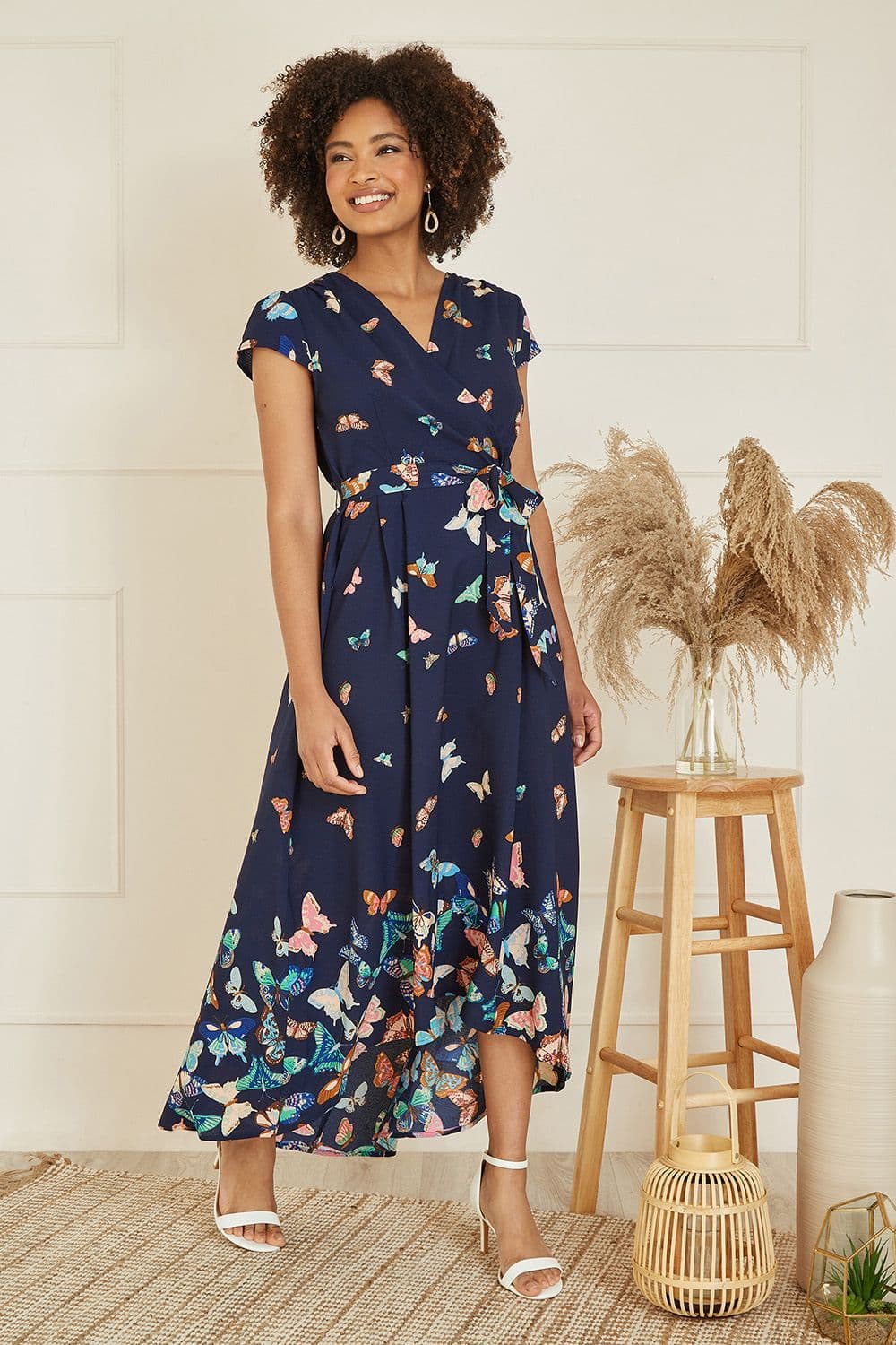 Yumi Women's Navy Butterfly Print Dip Hem Midi Wrap Dress | Size: 24