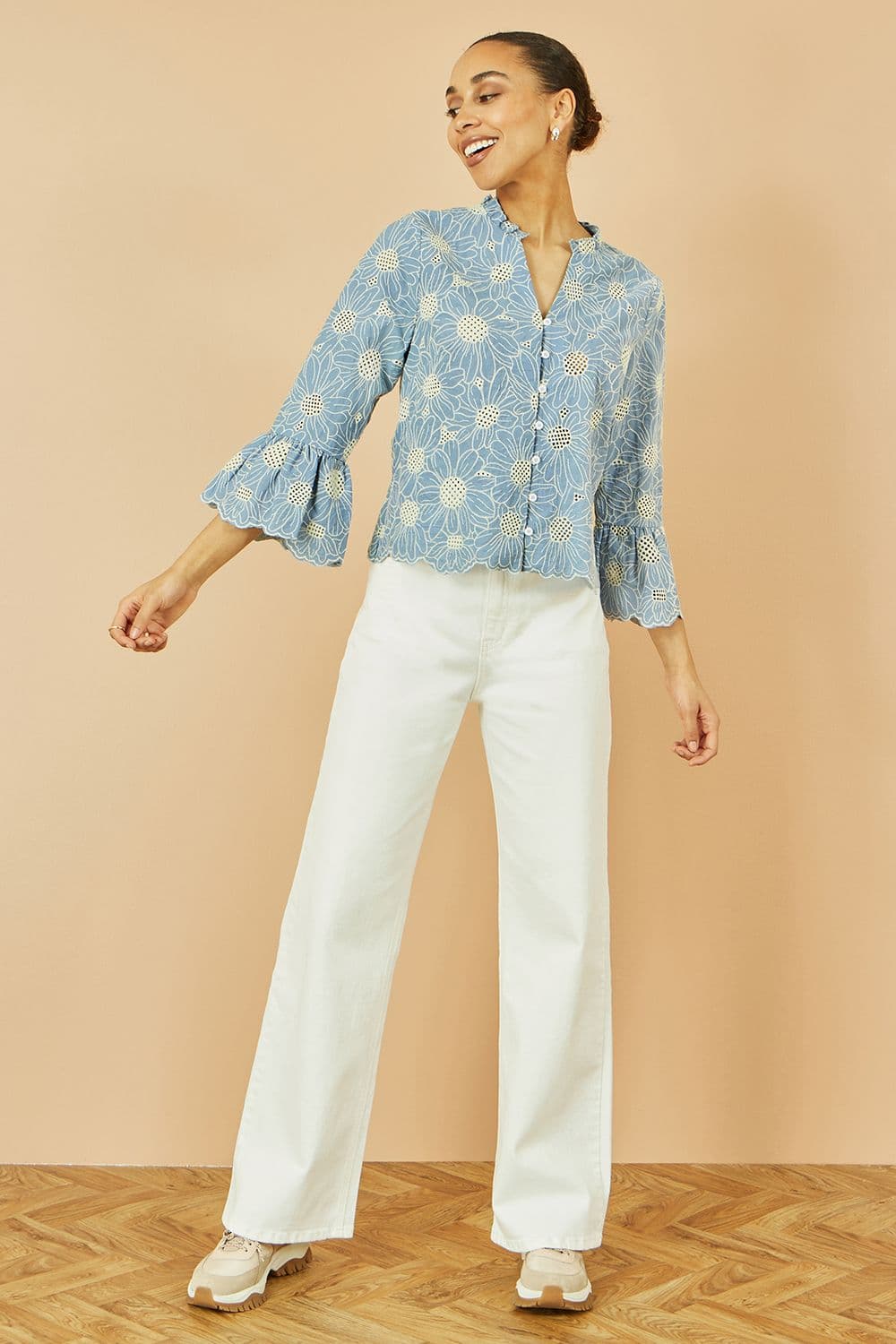 Yumi Women's Blue Daisy Broderie Shirt With Fluted Sleeves | Size: 12