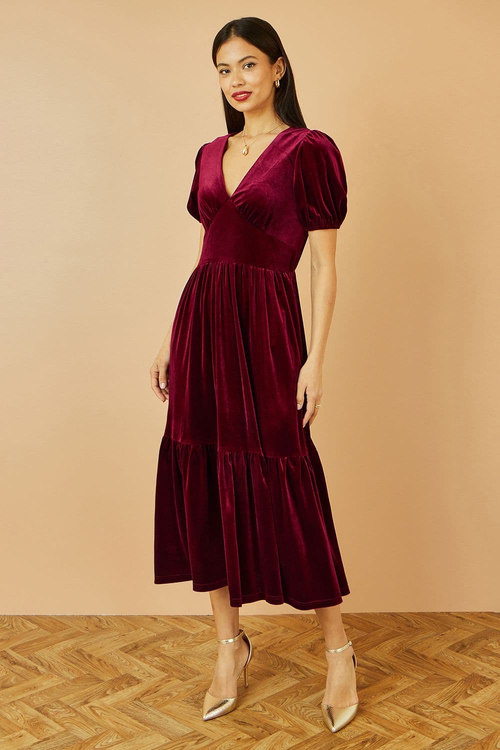 Yumi Women's Burgundy Velvet Midi Dress | Size: 14