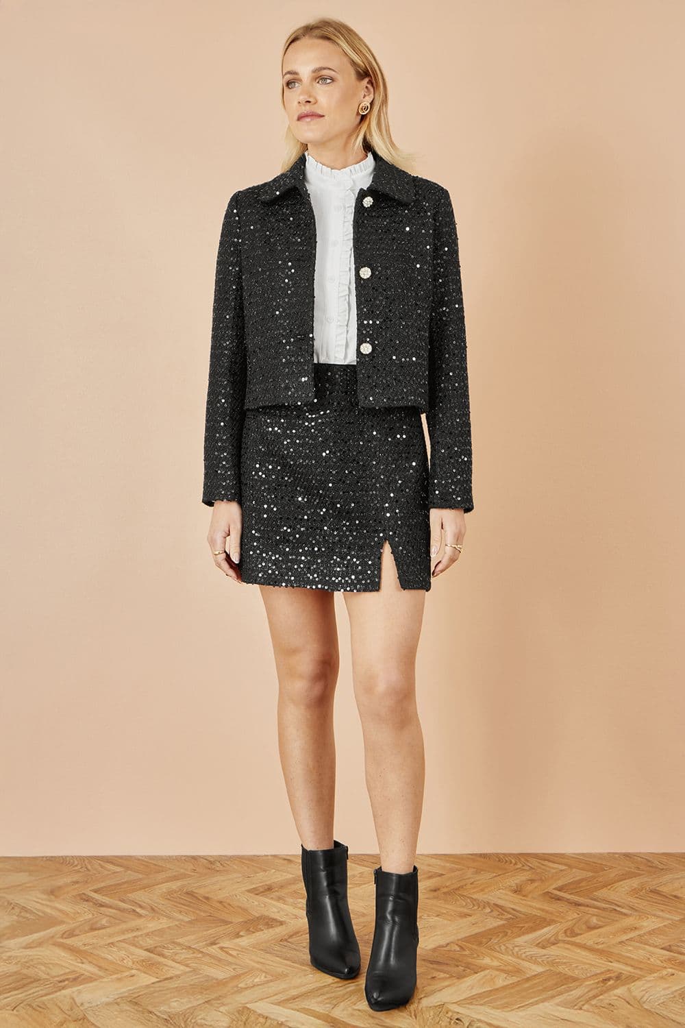 Yumi Women's Black Boucle Sequin Jacket With Pearl Buttons | Size: 14